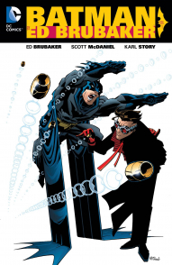 Batman: By Ed Brubaker Vol. 1